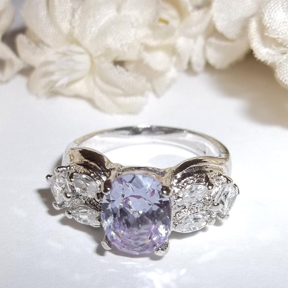 Ring US Size 6 Silver with Purple Rhinestones Woman Girl Jewelry Band D090